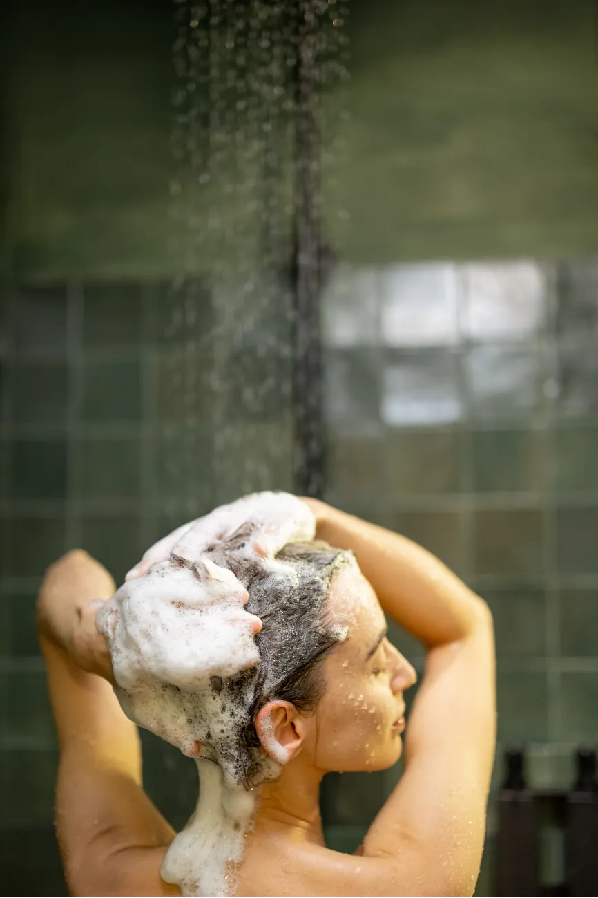 Piel y cabello más saludable con agua sin cal